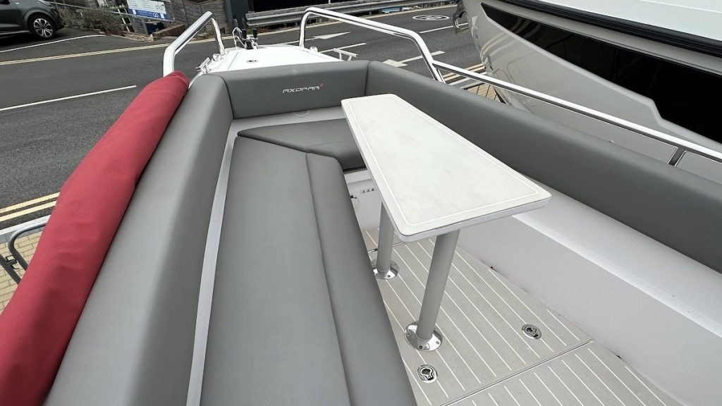 5bb30f00de9140149e760bf68e7c7bbfec5e34a8aa4145dfbc7a3da72beae395