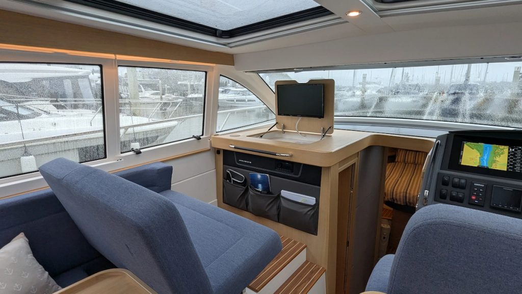 bae03516269a4d8fabb3093927e01e08d1bc03a420f841aabff1a025b38eb75a copy