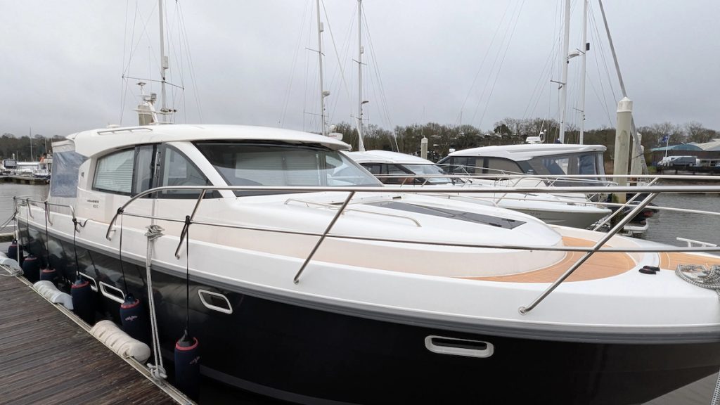 d25979b242df4b658b307f6dbf9e34fdb50c93478605403a96d251a8ab3a52fa copy