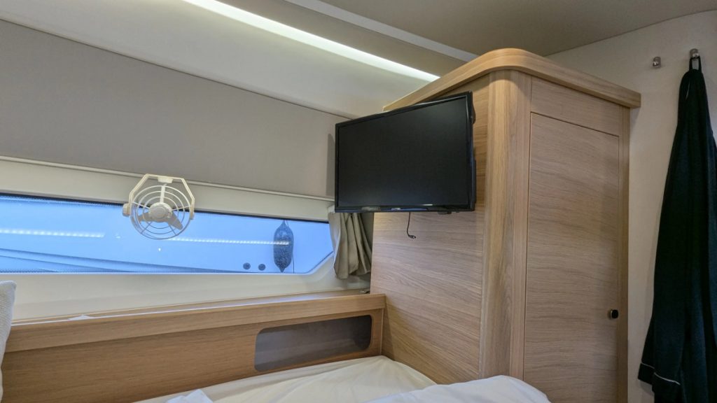 670075b4a6424ee6b66aaa894e2f02481b6e9c442deb4e6eb712c94b15d939d2