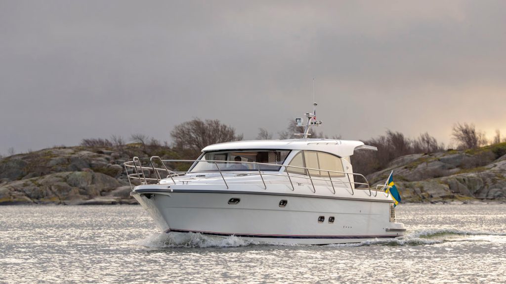 Nimbus-405-Coupe-7963